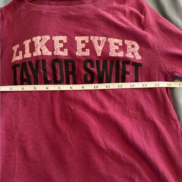 NWT Taylor Swift Burgundy Long Sleeve Crew Long Sleeve Shirt - Picture 6 of 7